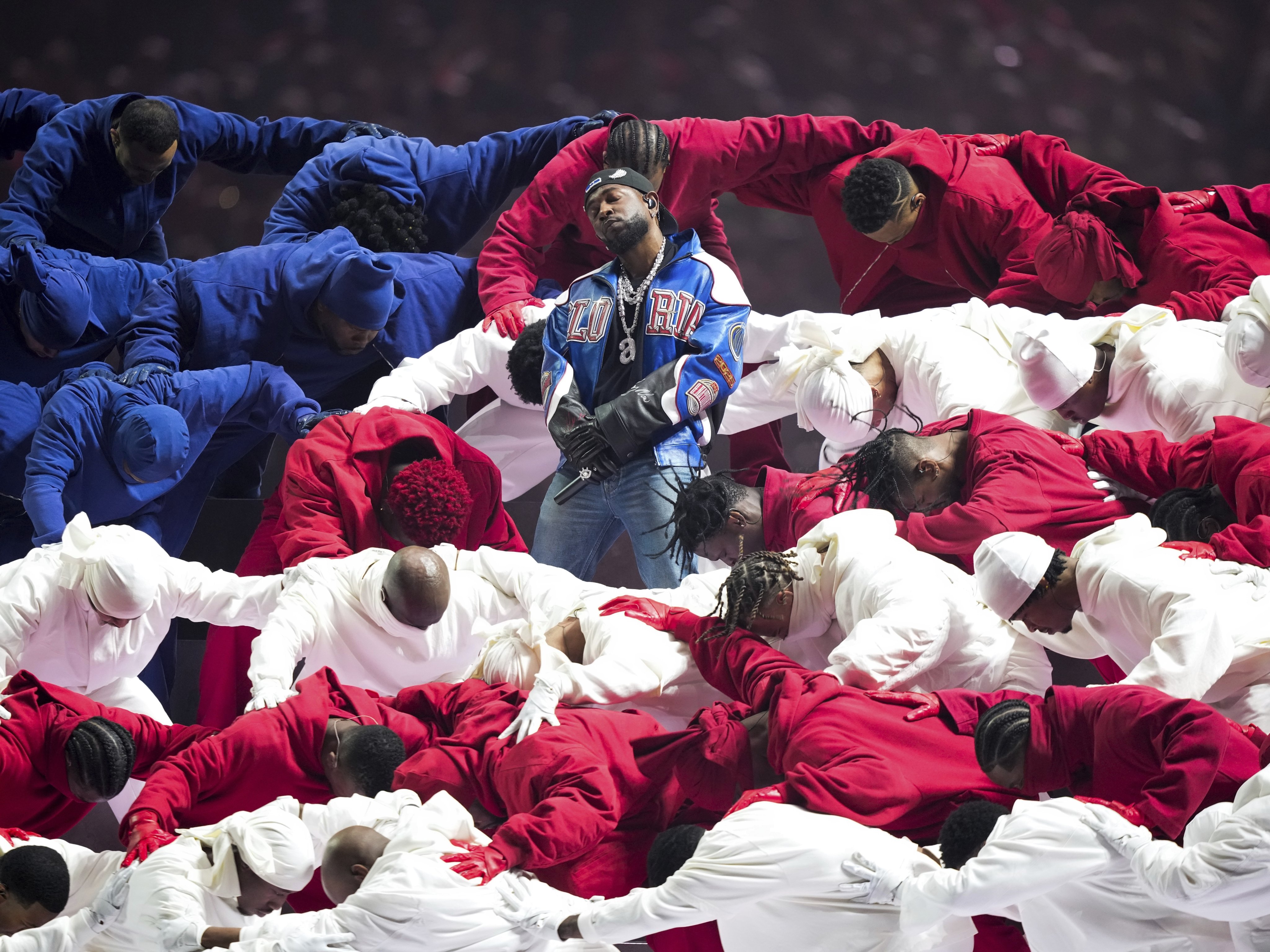 Kendrick Lamar's Super Bowl Halftime Show has been nominated in 4 categories for the Emmy Awards 🏆